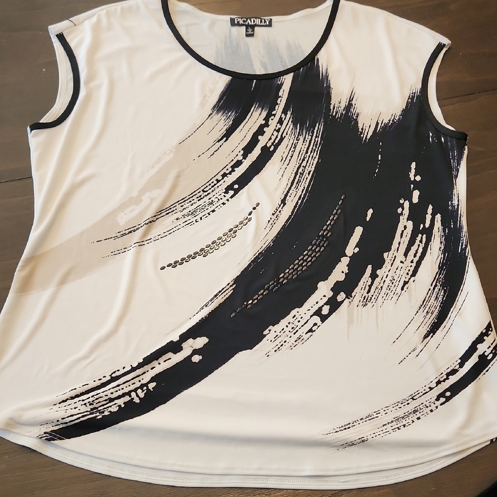 Picadilly Women's Black and White Top Sz  LG